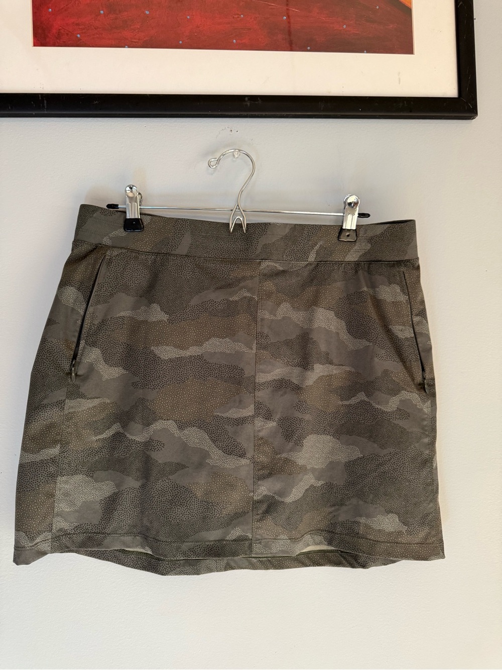 KUHL Olive Camo Mini Skirt – Sleek Everyday Style